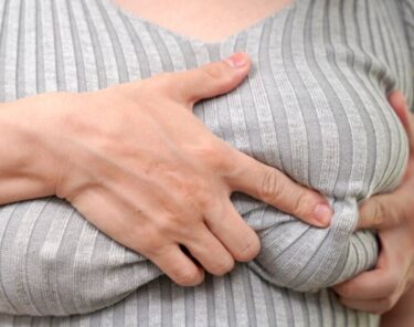 誘われ待ちがエロすぎる – ノーブラ巨乳おばさんが生中出し！美薗和花